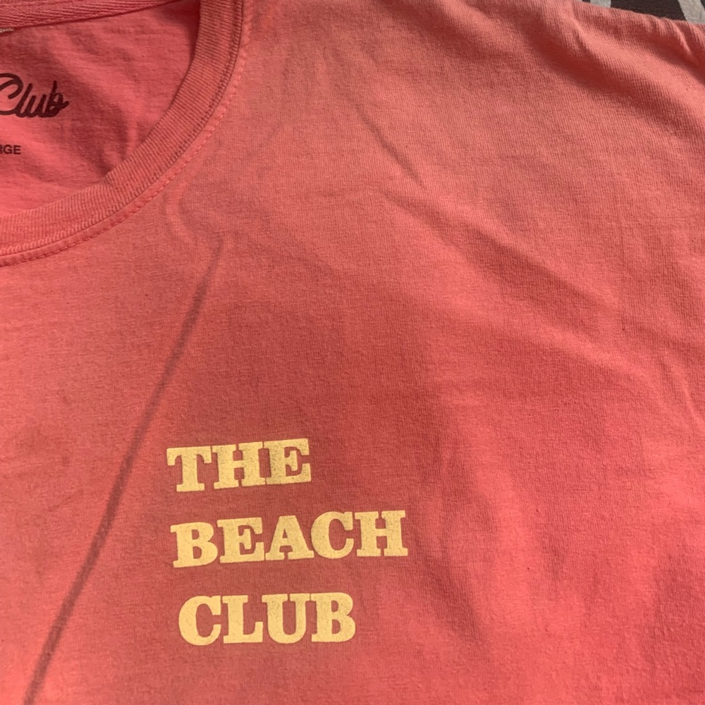 The beach club pink hello sunshine tee